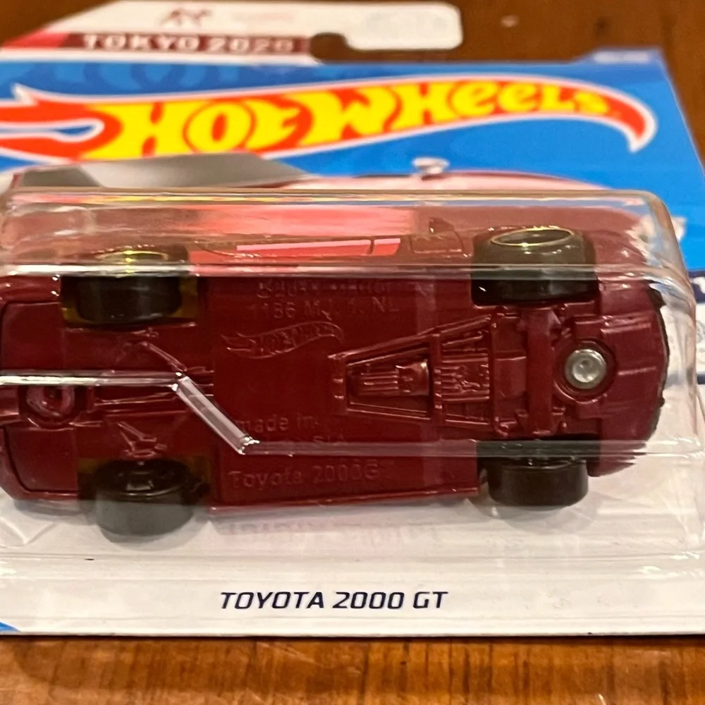 Hot Wheels Diecast Toy Car Toyota 2000 GT 2020 Tokyo Olympics Karate